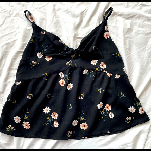Hollister Tops - Hollister Floral Top